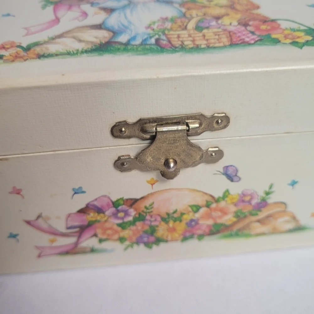 Vintage 1980's Girls Musical Ballerina Jewelry Box London Bridges Wal Mart